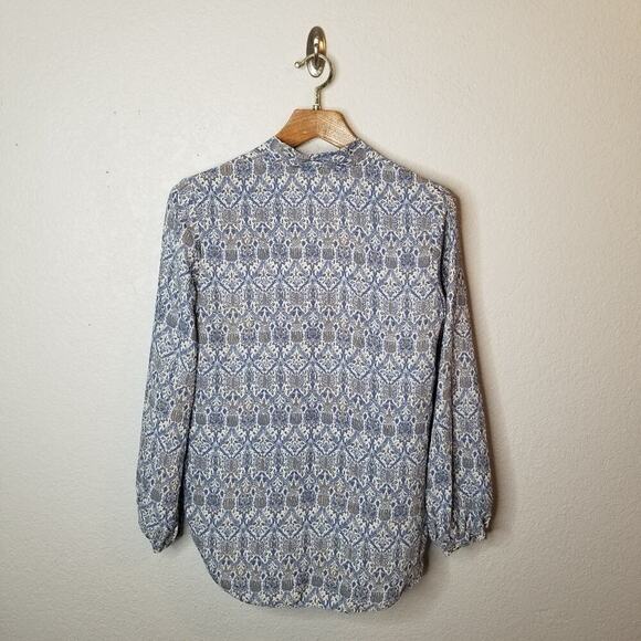 Max Studio Blouse Long Sleeve V-Neck Size Small - Picture 2 of 8